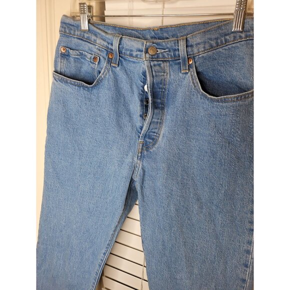 Levis 501 Original Fit Button-Fly Jeans W31 L26 Light Wash - Picture 3 of 6